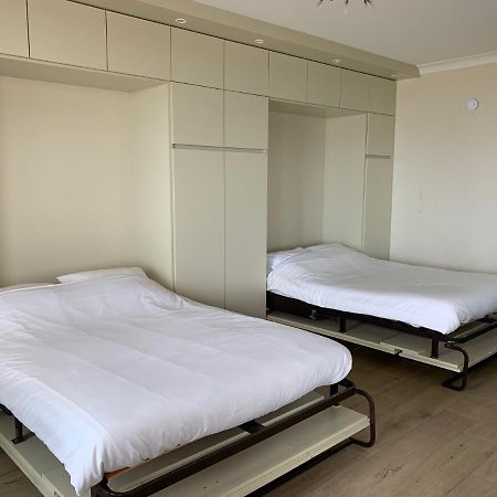 Very Spacious Family Apartment With Seaview T16 ออสเทนด์ ภายนอก รูปภาพ