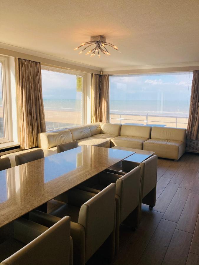 Very Spacious Family Apartment With Seaview T16 ออสเทนด์ ภายนอก รูปภาพ