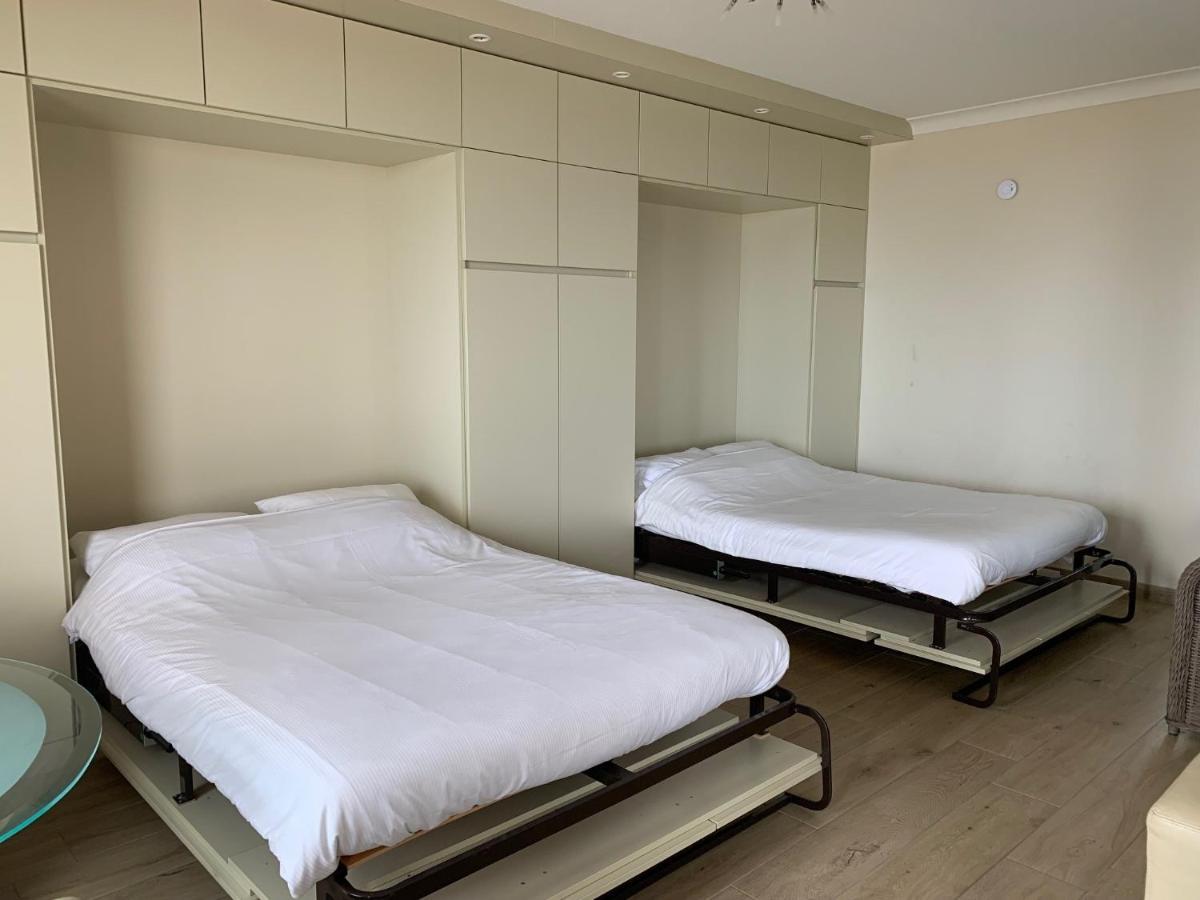Very Spacious Family Apartment With Seaview T16 ออสเทนด์ ภายนอก รูปภาพ