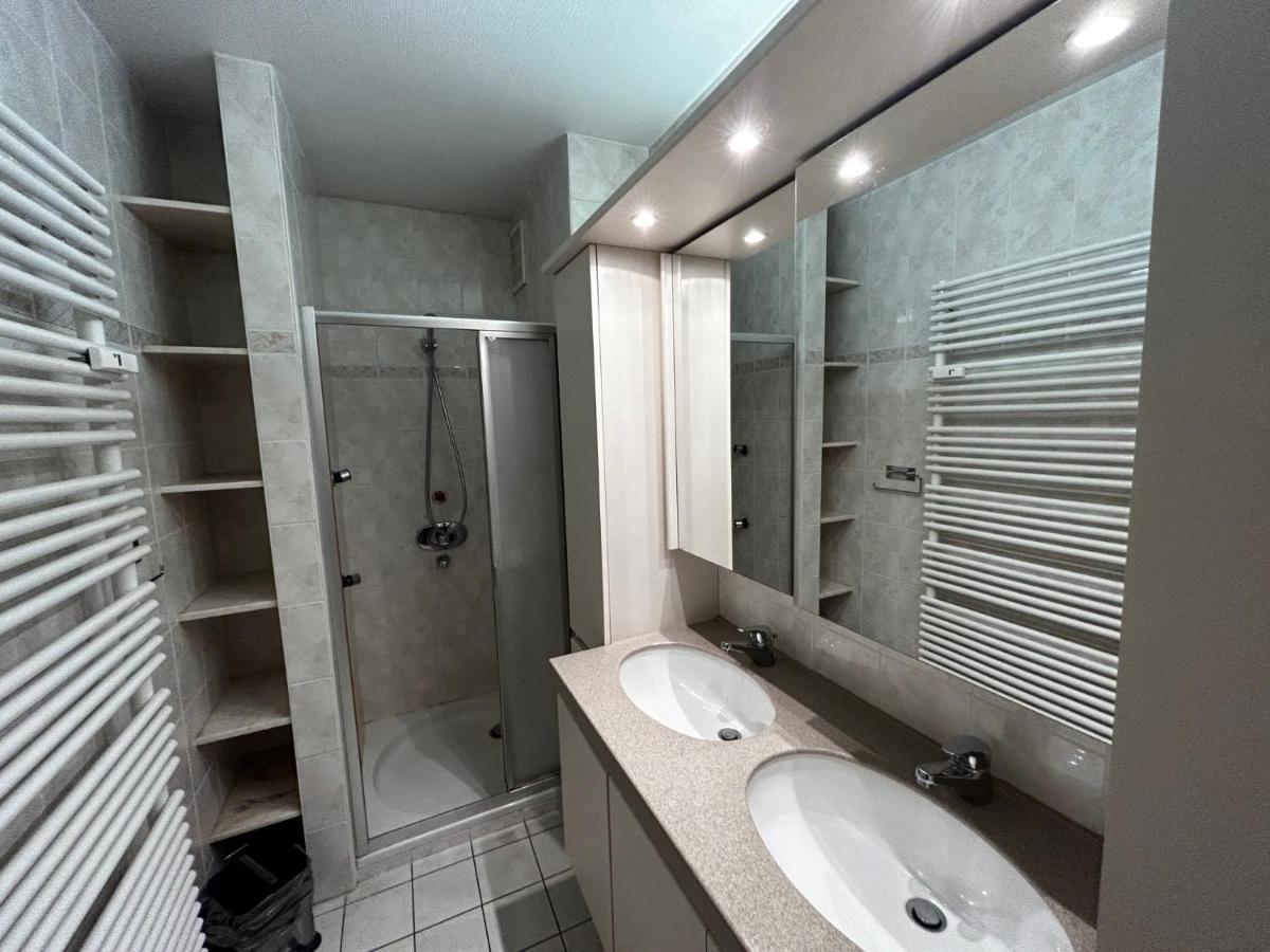 Very Spacious Family Apartment With Seaview T16 ออสเทนด์ ภายนอก รูปภาพ
